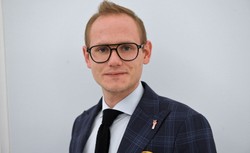 Poseł Lewicy o reparacjach od Polski dla Niemców? Wiceszef MS nazwał go "zdrajcą"