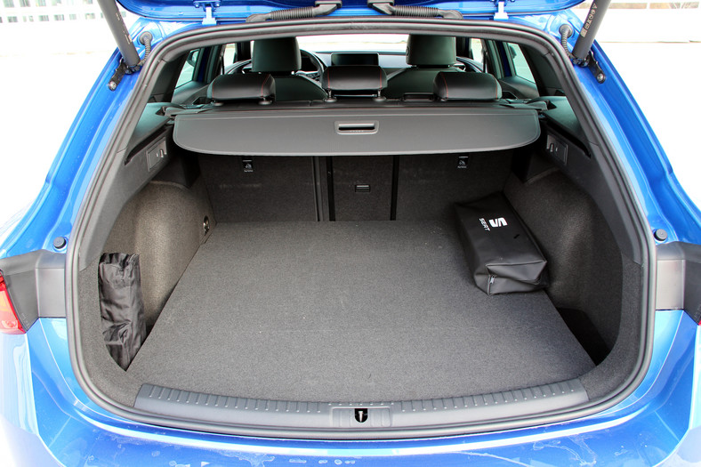 Seat Leon Sportstourer 1.4 e-Hybrid FR