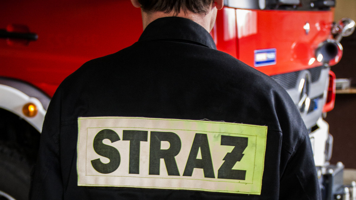 Dziś rano strażacy zostali wezwani na Rynek w Opolu, bo właściciel jednego z lokali nie potrafił dobudzić swojego klienta.