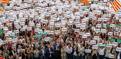 Tłumy na ulicach Barcelony. Manifestuje pół miliona Katalończyków