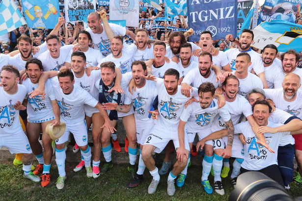 Liga włoska: SPAL Ferrara wraca do Serie A. Kibice czekali na to 49 lat