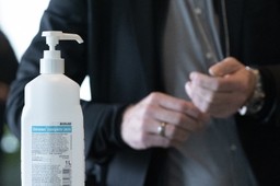 KGHM rozpoczął produkcję płynu do dezynfekcji rąk