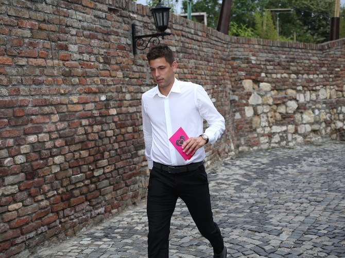 Filip Krajinović stiže na venčanje bivšeg trenera