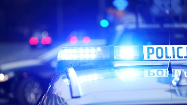 dramat w bolesławcu. mężczyzna postrzelił policjanta, potem popełnił s