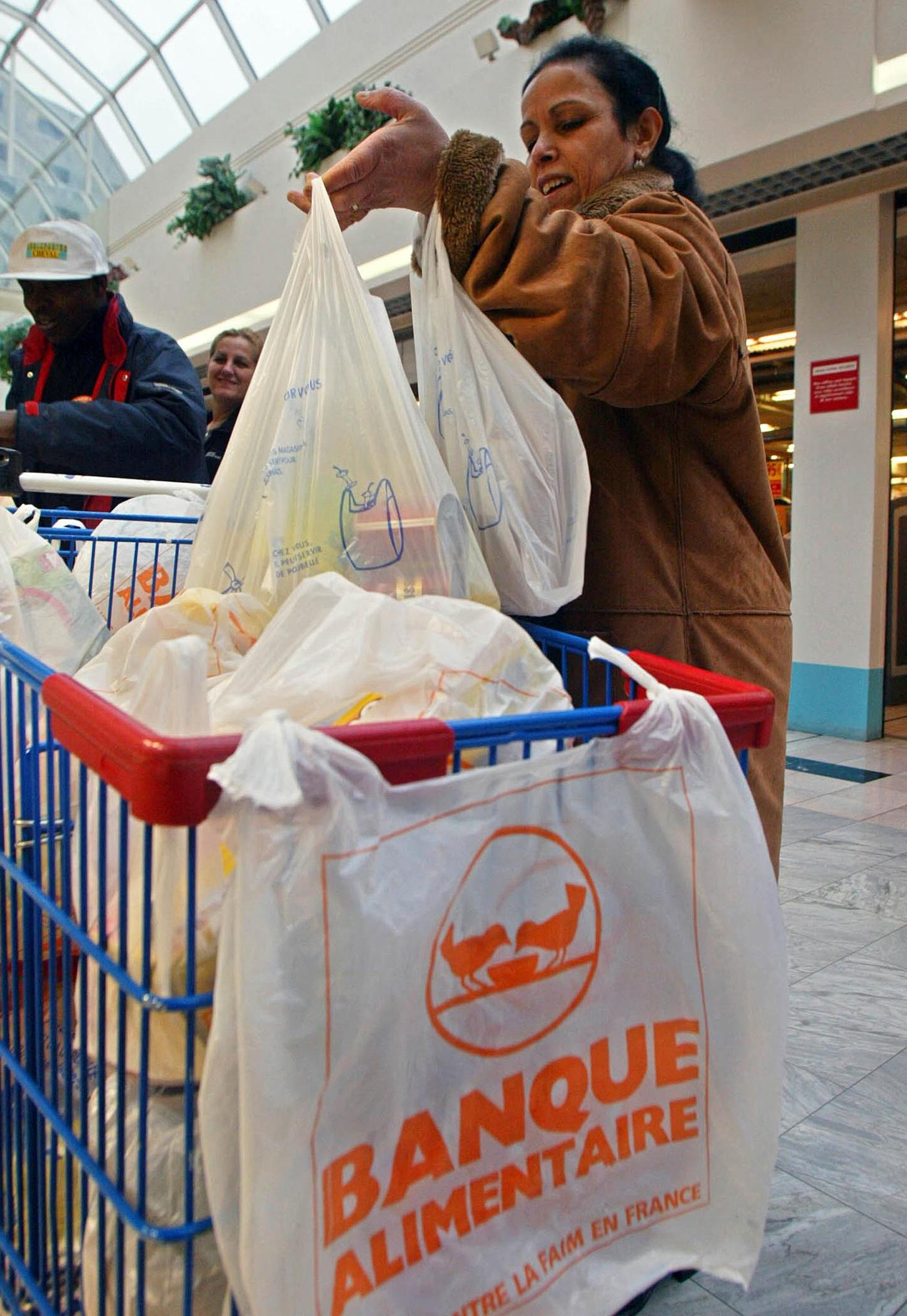 Grande collecte des banques alimentaires: rayons très vides