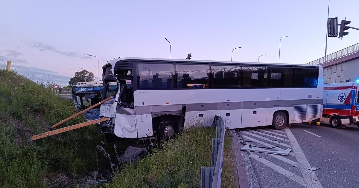  Kraków. Zderzyły się dwa autobusy. Zginął kierowca MPK