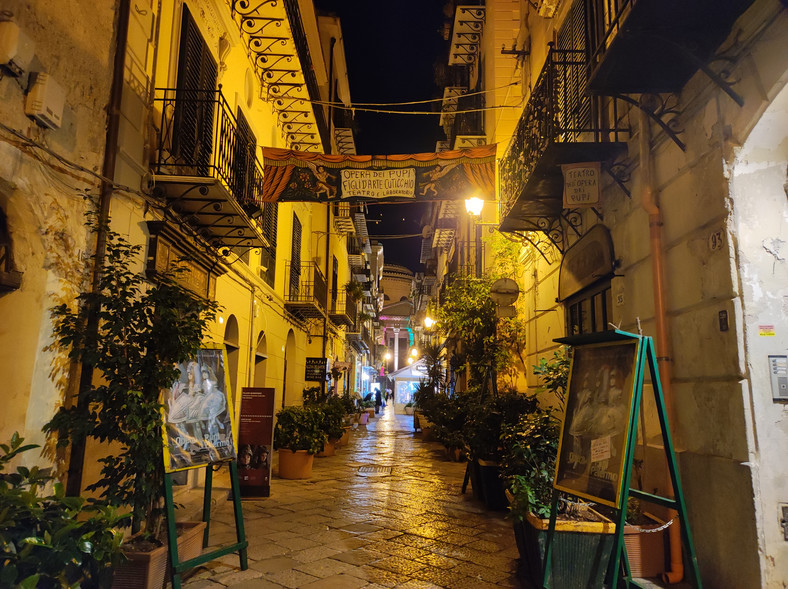 Palermo nocą