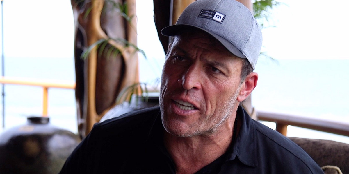 Tony Robbins shares 2 pieces of advice with every entrepreneur he coaches