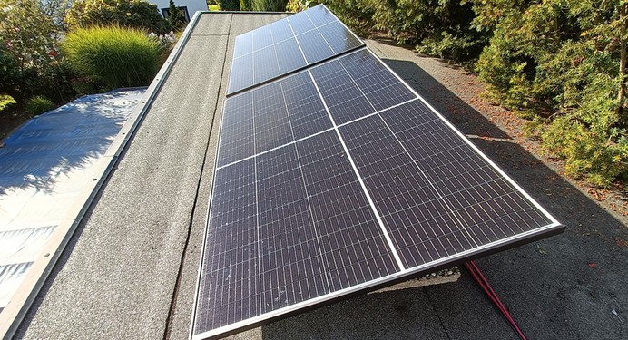 Top 10: Die besten Balkonkraftwerke – von extrem leicht bis besonders stark