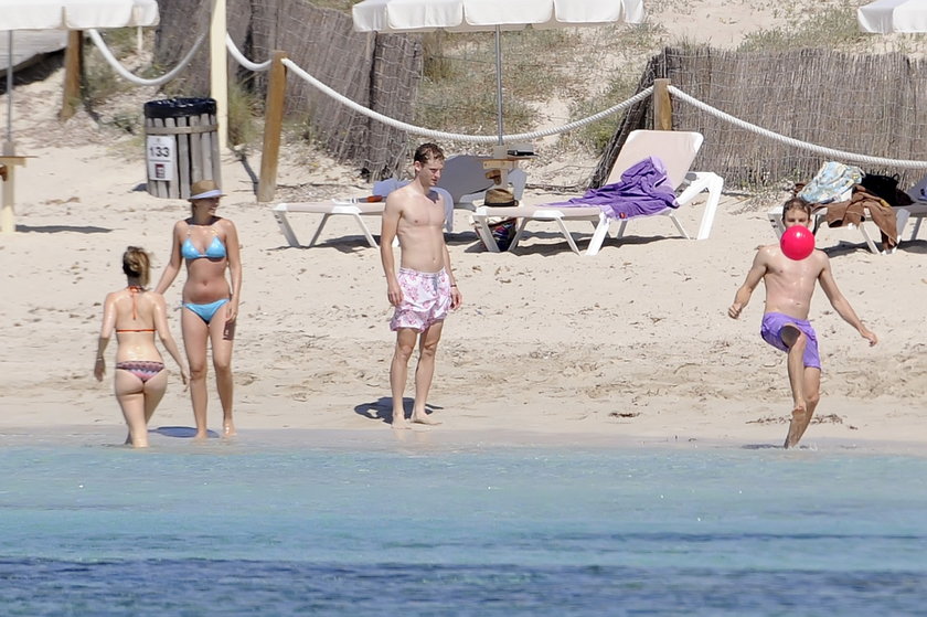 Bicor Rosberg na plaży z żoną