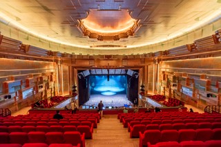 Wrocław: „Teatr nie działa” - odpowiedź Teatru Muzycznego Capitol na obostrzenia w sektorze kultury