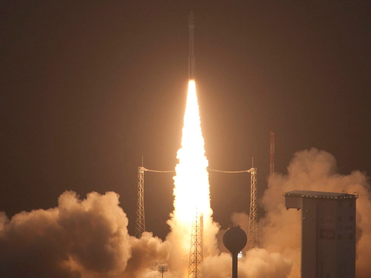 Rakieta Vega z pierwszym polskim satelitą