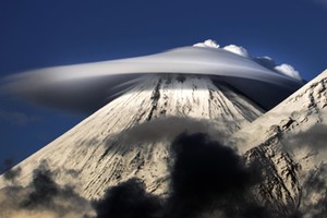 Lenticular Clouds in Russia / Lenticular Clouds in Russia /1162284