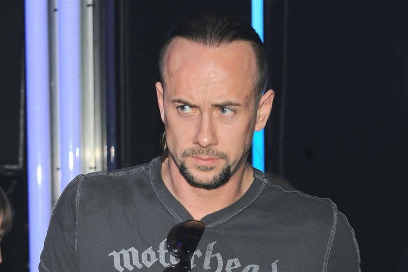 Nergal wylądował w szpitalu przez makaron