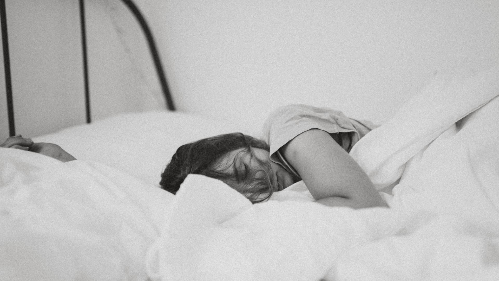 Túžiš po kvalitnejšom spánku? Skús sa držať týchto 7 rád, ktoré ti k nemu pomôžu