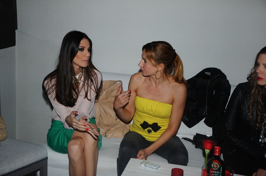 Danijela i Dubravka Mijatović na promociji pesme "Srce" kao podrška svojim partnerima