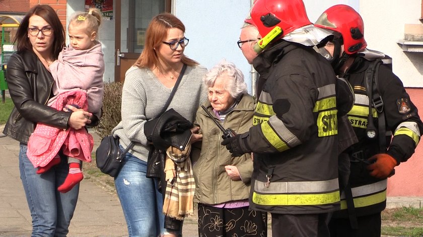 Pożar wieżowca w Pile. Ewakuowano 40 osób