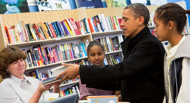 It's no secret that Obama is a bookworm.