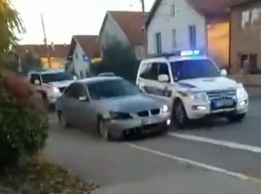 Policijska potera za BMW