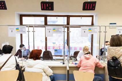 Uchodźcy wchodzą na rynek pracy. Zatrudnienie znalazło już 60 tys. osób