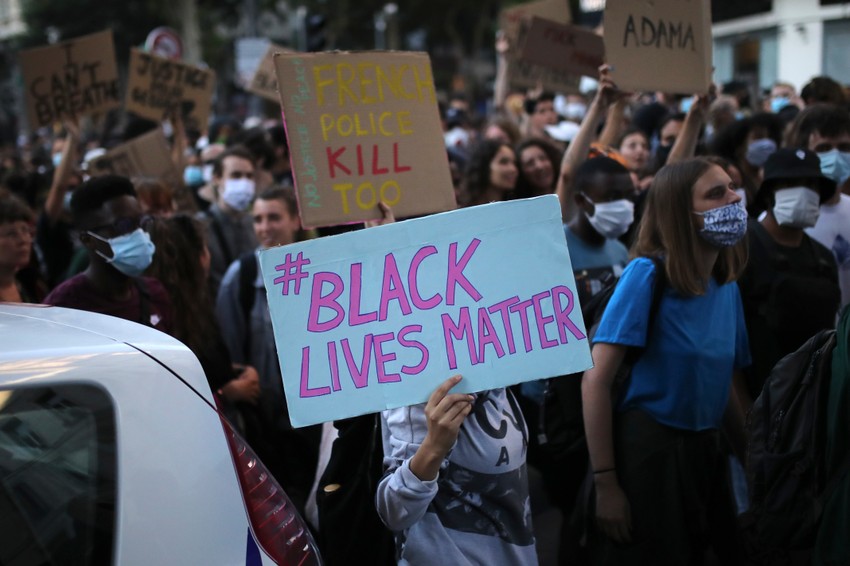 Francuzi su izašli na ulice