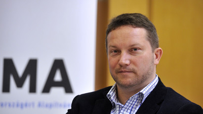 Ujhelyi: „Mese, hogy be akartam lépni a Fideszbe”