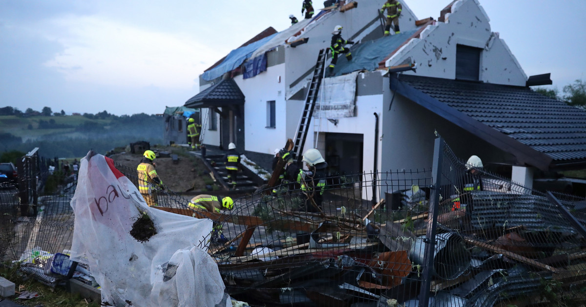 Burze W Malopolsce Traba Powietrzna Uszkodzila Domy Wiadomosci