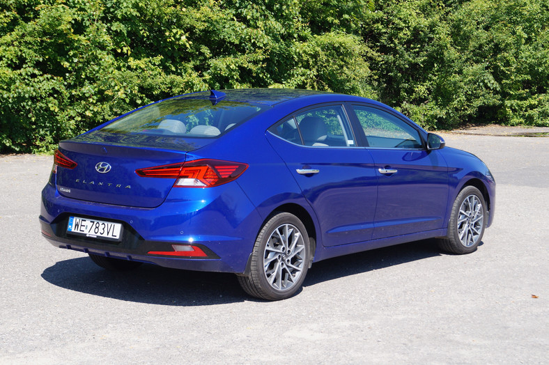 Hyundai Elantra 1.6 MPI 