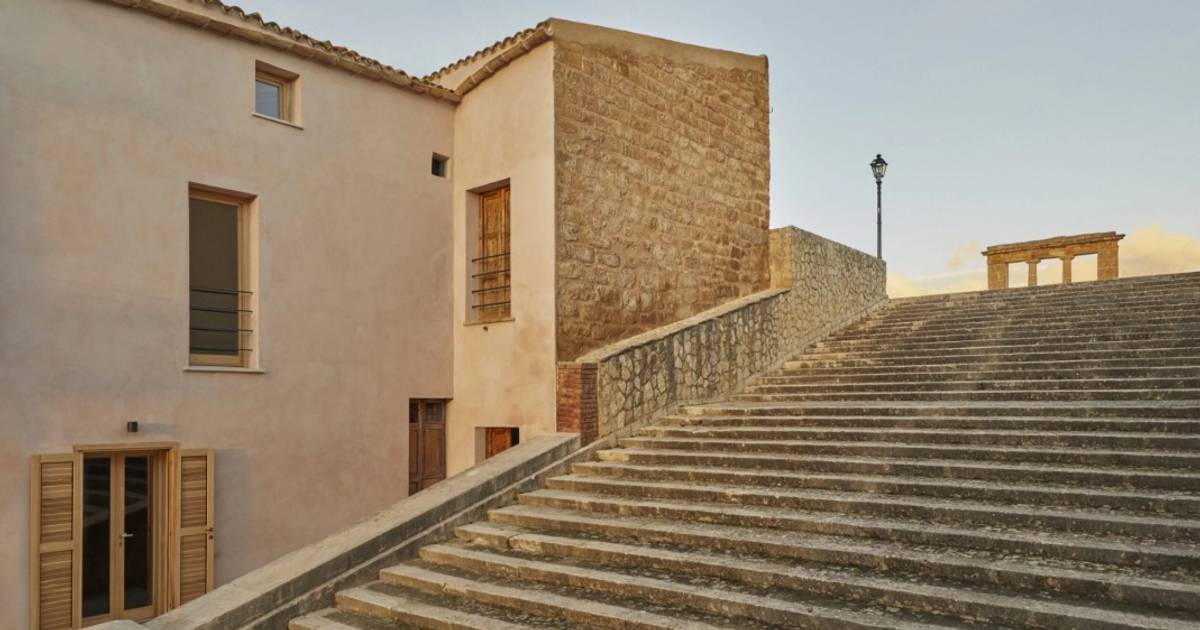 Ten dom na Sycylii kosztował 1 euro. Architekci zrobili z niego perełkę