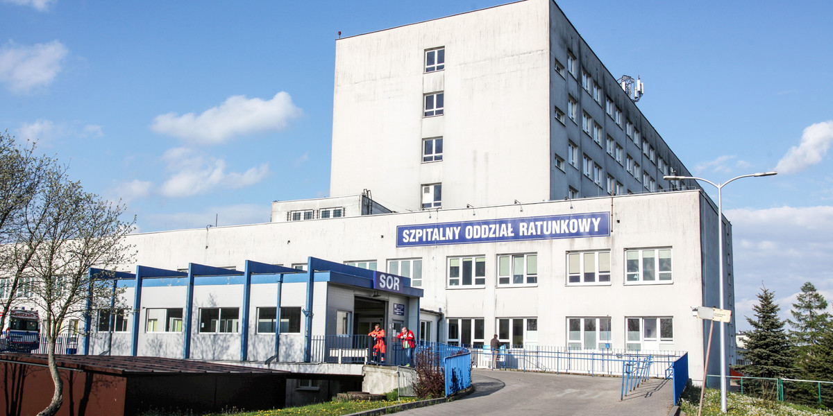 28-latek wyskoczył z okna szpitala w Ciechanowie. To kolejny taki przypadek w ciągu 2 tygodni.
