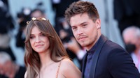 Videón, ahogy Palvin Barbara férje magyarul beszél: Dylan Sprouse már ennyire ügyesen boldogul a nyelvünkkel, imádja az országot is