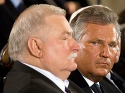 Kwaśniewski i Wałęsa razem napisali artykuł