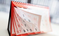 Spór o wolne 12 listopada. 'Dziadowska legislacja' kontra 'nie żałujcie Polakom dodatkowego wolnego'