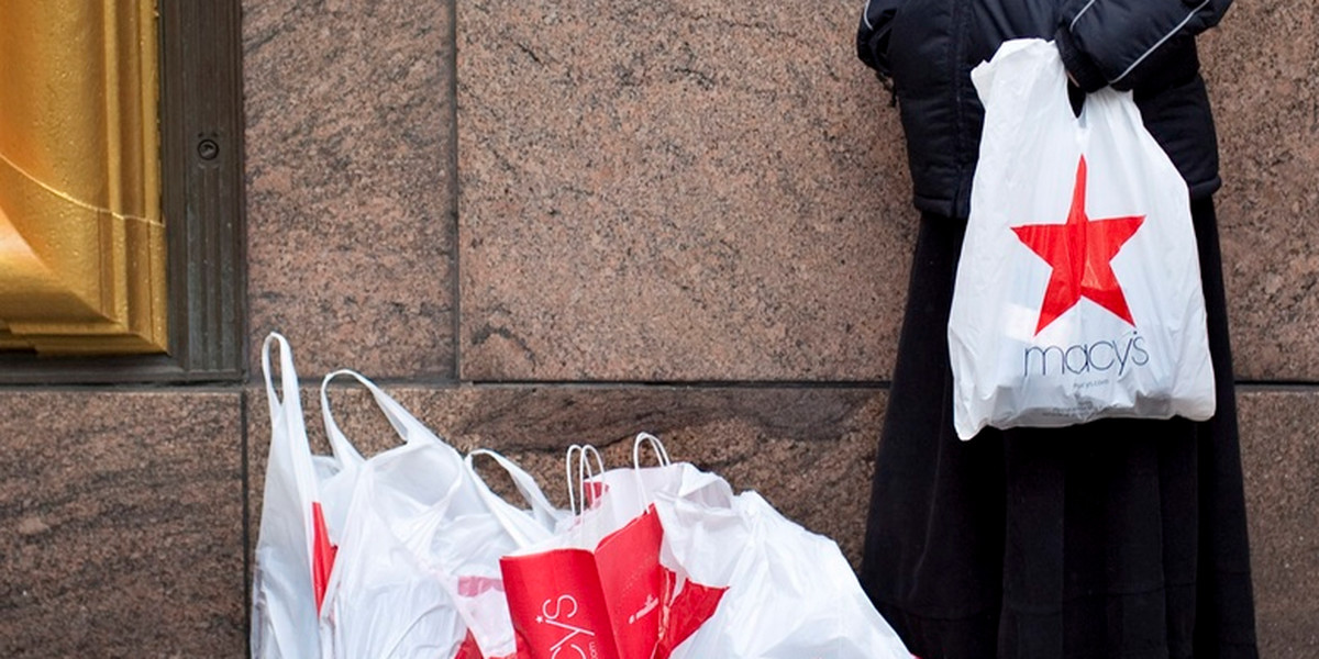 Kohl's and Macy's are both getting crushed after reporting disappointing holiday sales
