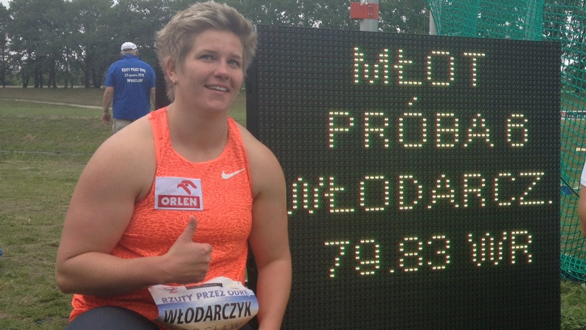 Podczas drugiej edycji wrocławskich "Rzutów przez Odrę" Anita Włodarczyk rzuciła młotem na odległość 79,83 m. To wynik o 25 cm lepszy od rekordu świata, który też należy do Polki. Nie wiadomo jednak czy rezultat zostanie uznany przez światowe władze lekkoatletyczne.