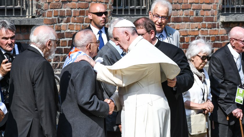 Papież Franciszek w obozie Auschwitz-Birkenau