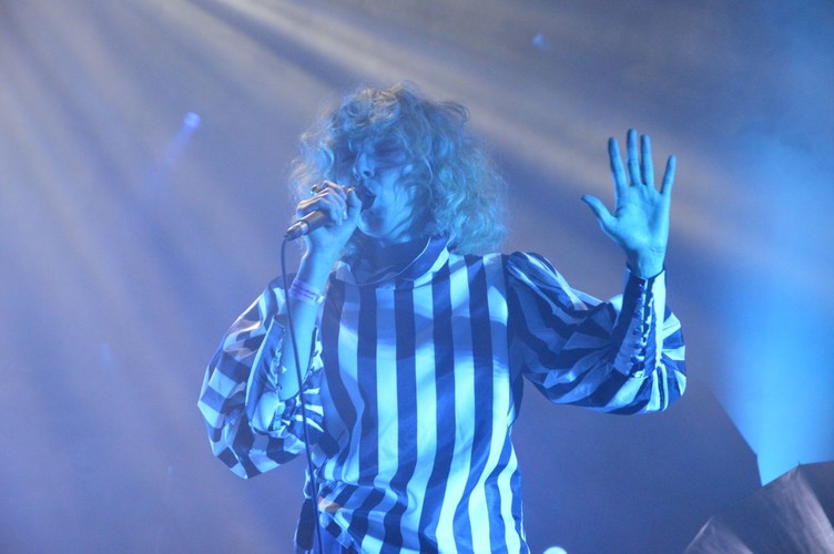 Mela Koteluk podczas Orange Warsaw Festival. 2 czerwca 2018