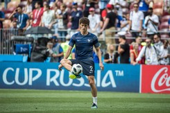 Liga niemiecka: Bayern kupił mistrza świata. Pavard nowym kolega Lewandowskiego