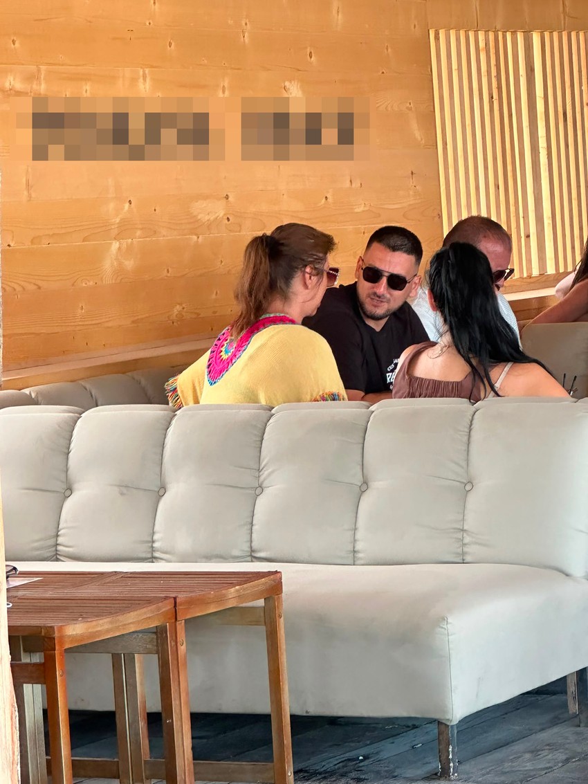 Pomirili se Miljana Kulić i Lazar Čolić Zola: Uslikali smo ih u Crnoj Gori