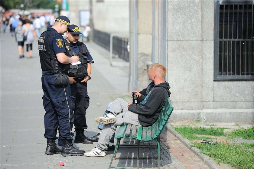 Straż miejska wzięła się za meneli!