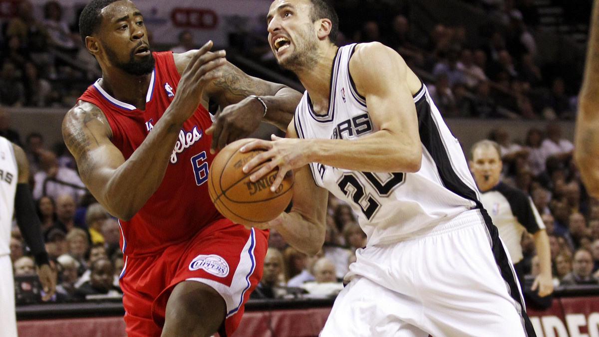 Czołowy koszykarz San Antonio Spurs Manu Ginobili z powodu kontuzji będzie pauzował dwa tygodnie. 35-letni Argentyńczyk doznał urazu lewego uda w spotkaniu z Minnesota Timberwolves (106:88).