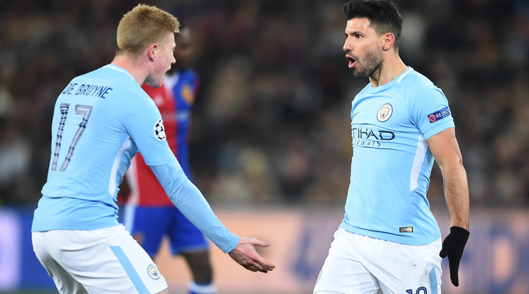 Kevin de Bruyne (balra) és Sergio Agüero is helyet kapott az év csapatában /Fotó: AFP