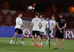 Były reprezentant Polski: Inne kraje wyłączają telewizory, gdy gra kadra Michniewicza