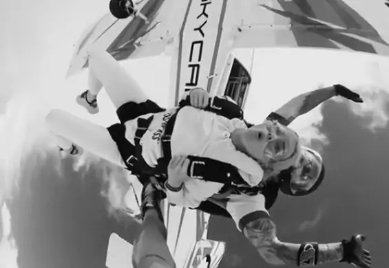 Maffashion po raz pierwszy w życiu skacze ze spadochronem w kampanii Diora! Jest już cały klip