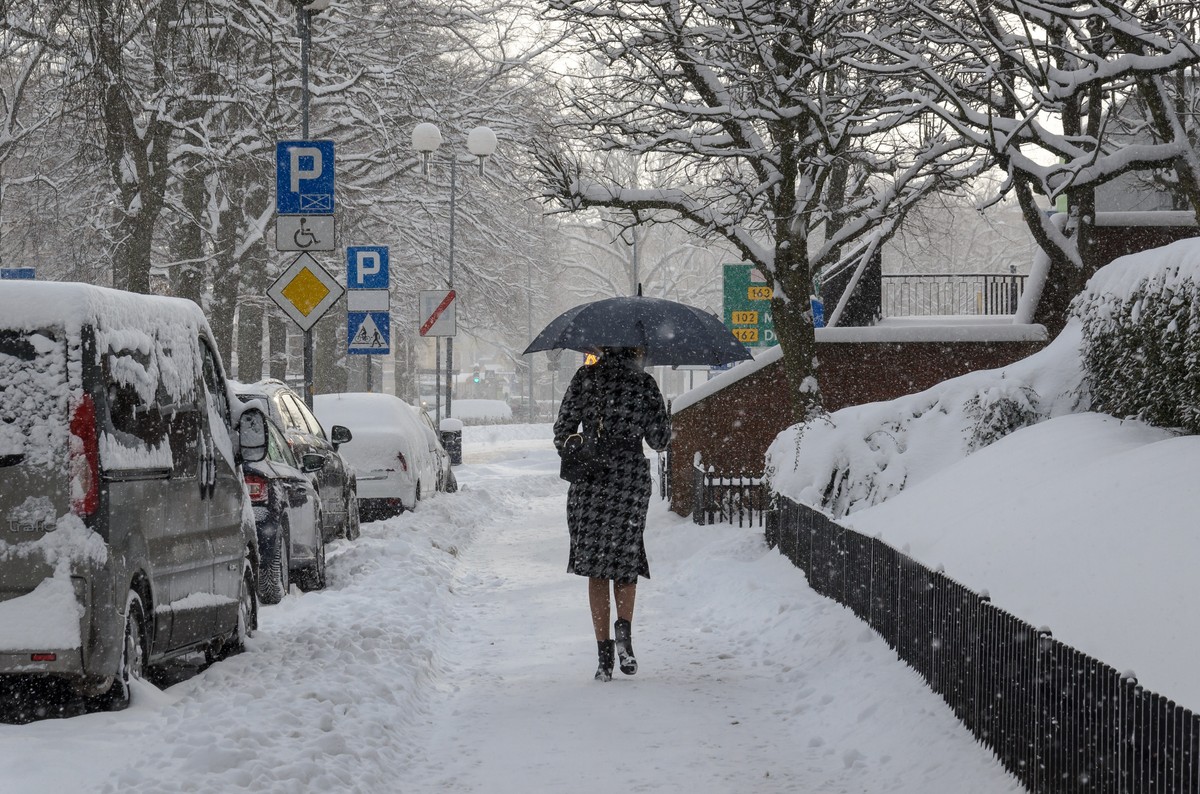 Opady śniegu już nie tylko w górach. Jaki będzie najbliższy weekend?