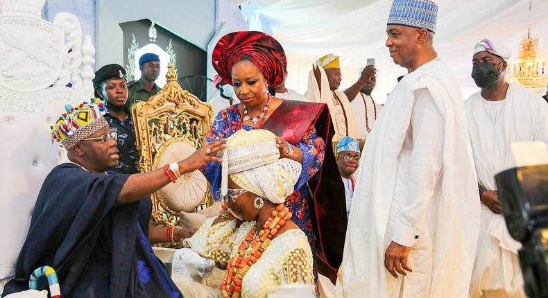 L-R: Former Senate President, Dr Bukola Saraki, Mrs Toyin Saraki and The Oniru of Iruland, Lagos, Oba Omogbolahan Lawal and Olori Mariam Lawal, during the conferment of chieftaincy title on Mrs Saraki in Lagos on Thursday. [NAN PHOTO]