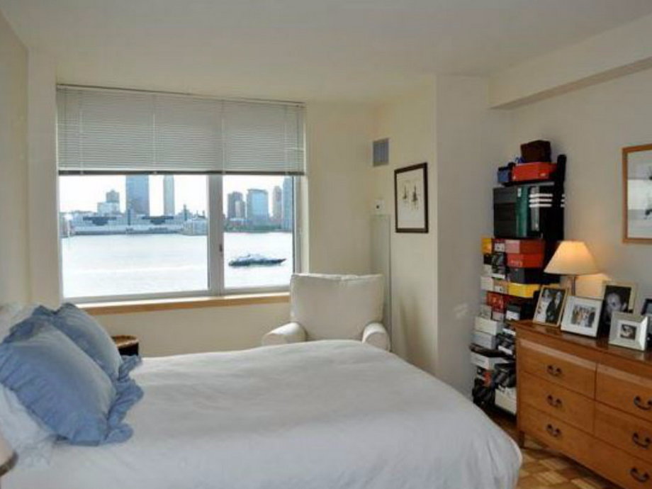 3. 10282: The number three slot is taken up by the downtown neighborhood of Battery Park City, known for its stellar water views. The median rent prices jump to $4,615 each month, with which you can get a 700-square-foot one-bedroom like this one.