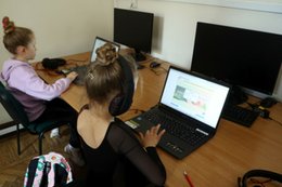 Darmowe laptopy dla uczniów. Premier podał szczegóły