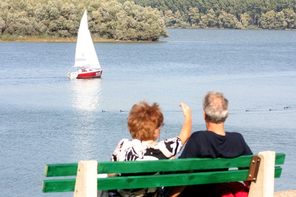 Penzije će kasniti zbog praznika! PIO Fond objavio novi kalendar isplata: Evo koliko dana će penzioneri morati da sačekaju