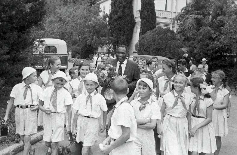 Paul Robeson w obozie "Artek", 1947 r.